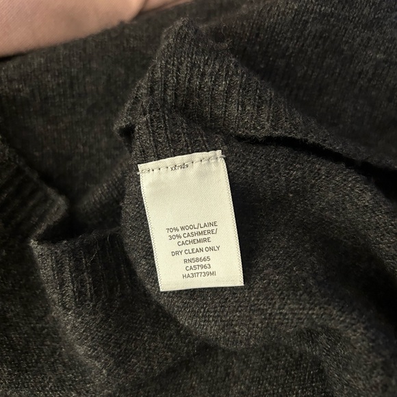 Turtleneck cashmere/wool blend Poncho - Picture 5 of 6